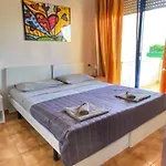 Apartment Grazioso N 70 A A 100mt Dal Mare
