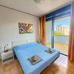 Grazioso N 70 A A 100mt Dal Mare Apartment