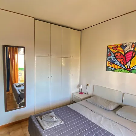 Grazioso N 70 A A 100mt Dal Mare Apartment