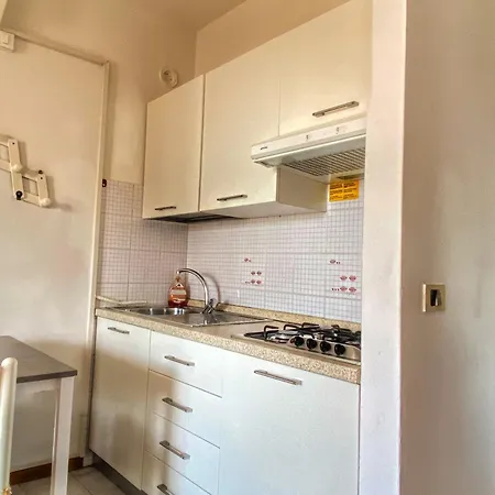 Grazioso N 70 A A 100mt Dal Mare Apartman *