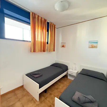 Apartman Grazioso N 70 A A 100mt Dal Mare