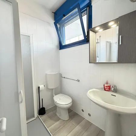 Apartment Grazioso N 70 A A 100mt Dal Mare *