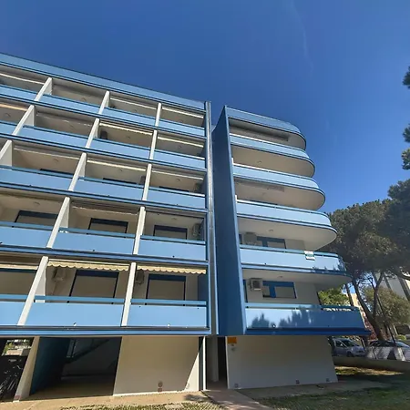 Apartment Grazioso N 70 A A 100mt Dal Mare
